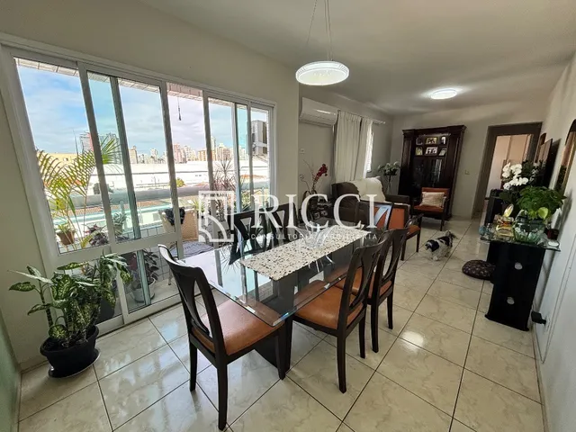 Imagem: O apartamento possui 3 Dormitórios, 2 Suítes, 3