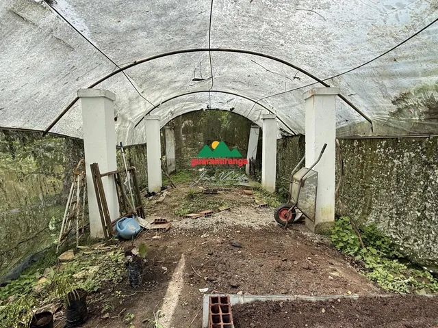 Imagem 16: CASA COM LAGO NO MEIO DA MONTANHA