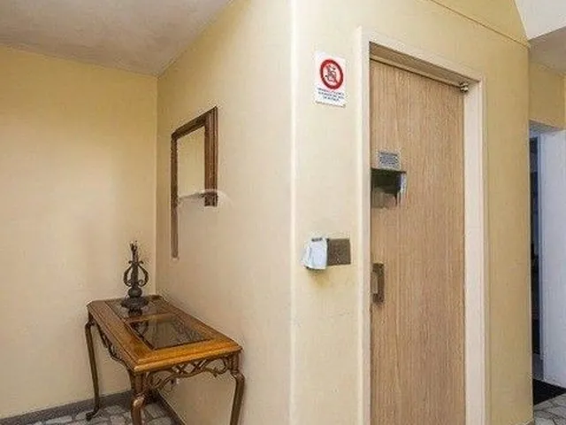 Imagem 10: Formidável apartamento com 3 dormitórios (2 deles são suíte), peças amplas e bem