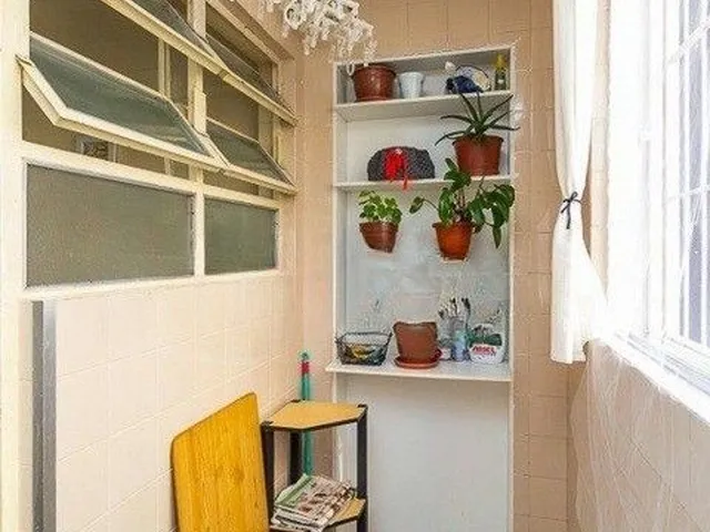 Imagem 11: Formidável apartamento com 3 dormitórios (2 deles são suíte), peças amplas e bem