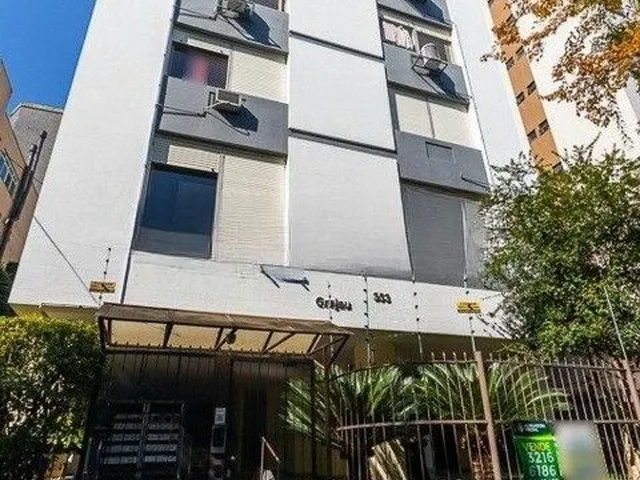 Imagem 13: Formidável apartamento com 3 dormitórios (2 deles são suíte), peças amplas e bem