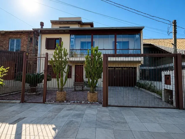 Imagem: Luxuosa Residência no Cantegril