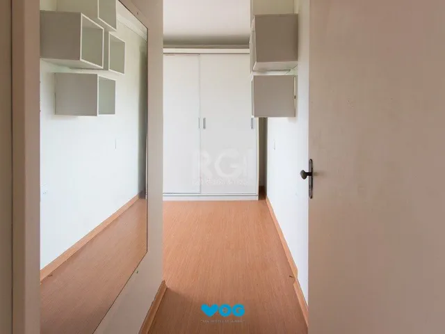 Imagem 3: Apartamento de 2 dormitórios e 1 vaga de garagem no bairro Cristal