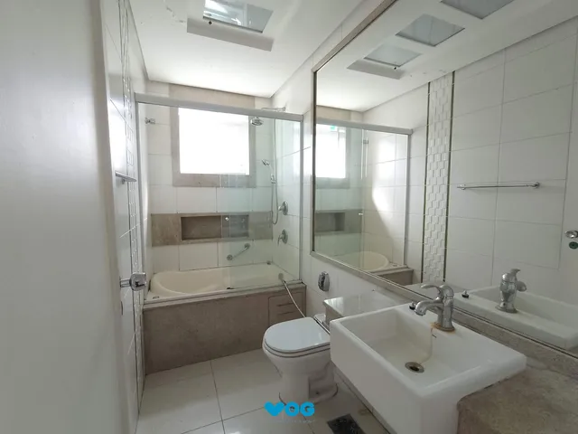 Imagem 4: Apartamento 2 dormitórios com sacada e vaga perto da PUC