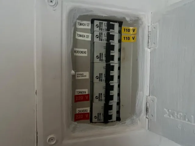 Imagem 8: Apartamento 2 Dormitórios Reformado | 44,33m² Privativos