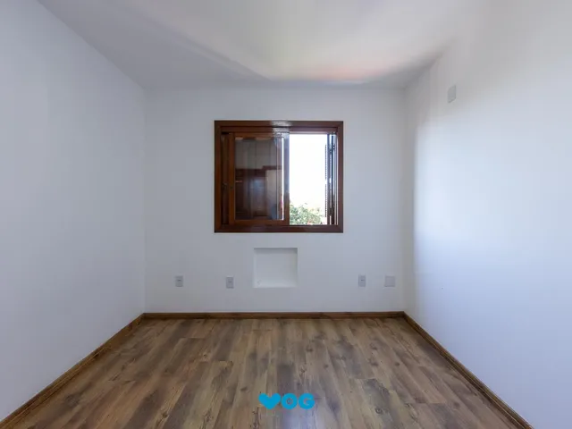 Imagem 7: Apartamento de 2 dormitórios, 1 suíte e 2 vagas de garagem no bairro Tristeza