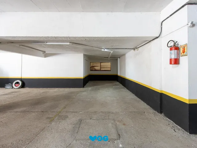 Imagem 13: Apartamento de 2 dormitórios, 1 suíte e 2 vagas de garagem no bairro Tristeza