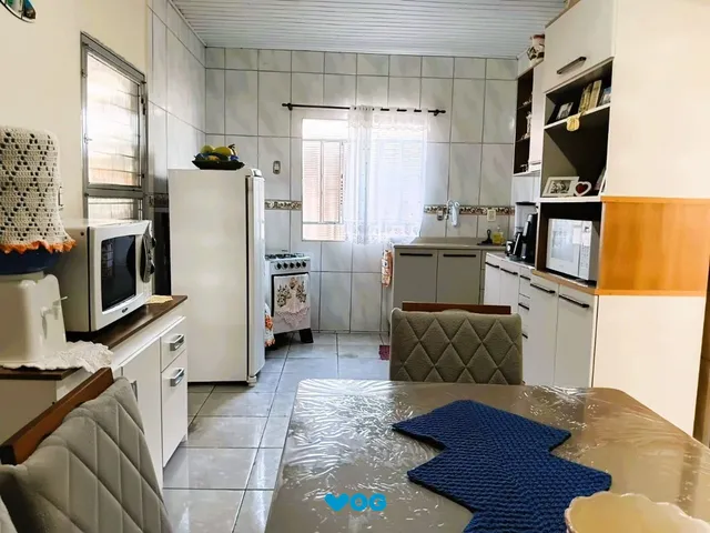 Imagem: Casa de 3 dormitórios e 2 vagas de garagem