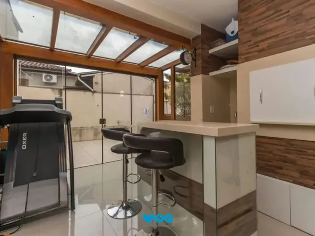 Imagem 9: Casa Seminova 3 Dorm com Pátio e 4 Vagas no Jardim Planalto