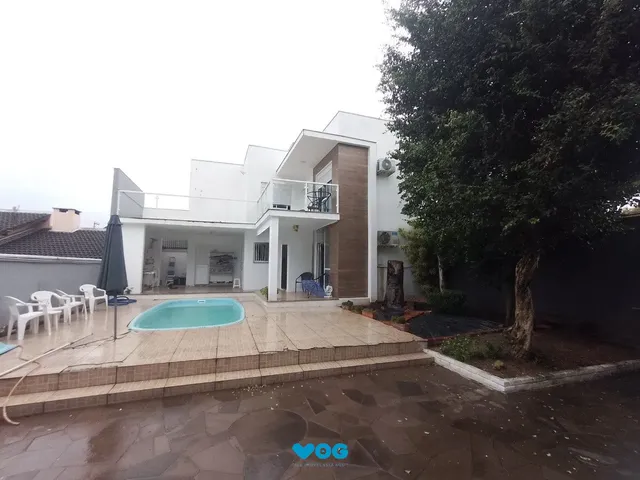 Imagem: Casa de 5 dormitórios, piscina e 4 vagas