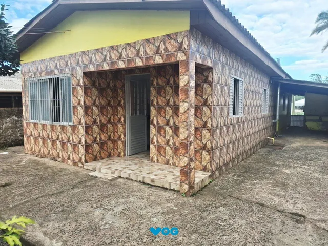Imagem: Casa de 3 dormitórios e 2 vagas de garagem