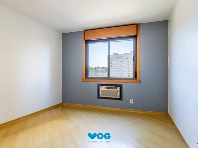 Imagem 15: Apartamento de 2 dormitorios à venda em Passo da Areia, Porto Alegre