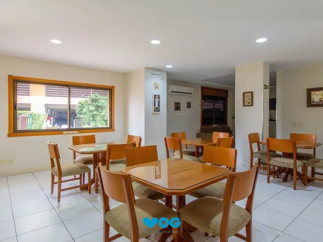 Imagem 4: Apartamento de 2 dormitorios à venda em Passo da Areia, Porto Alegre