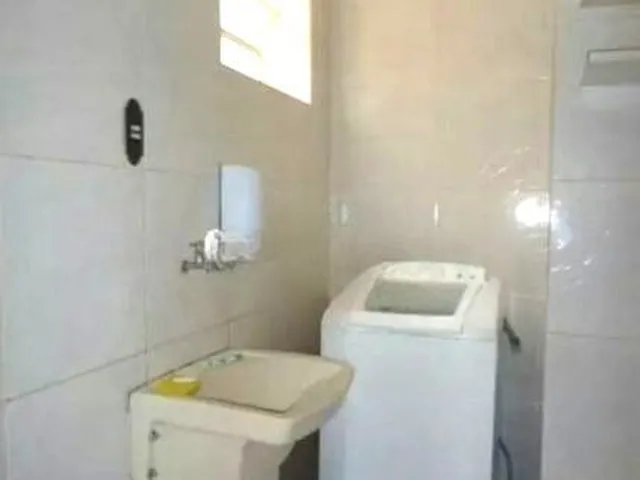Imagem 6: Apartamento no bairro Medianeira de 3 dormitórios DESOCUPADO