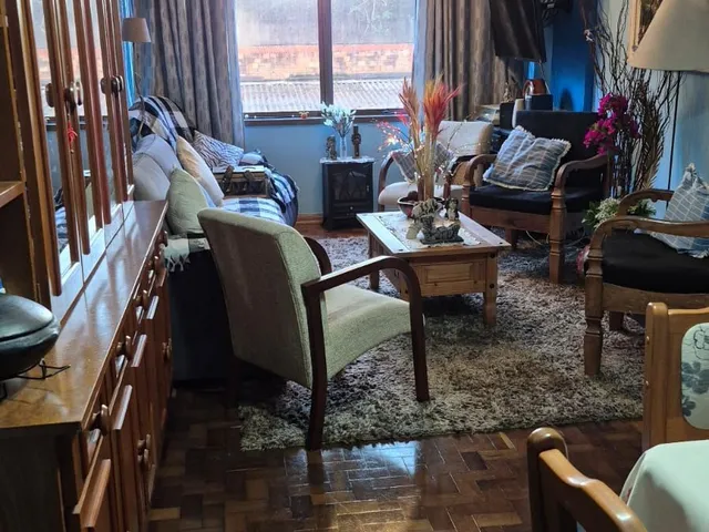Imagem 2: Apartamento 3 dormitórios à venda Floresta Porto Alegre/RS