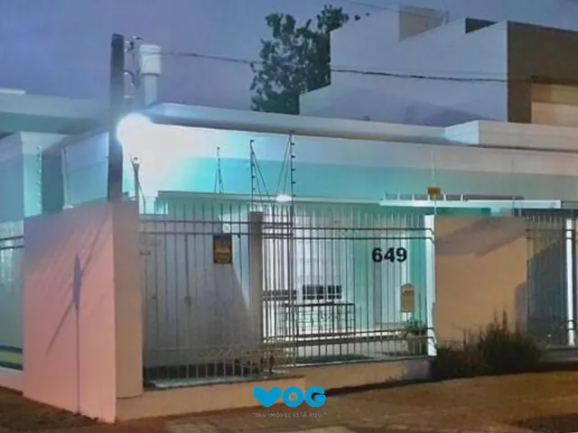 Imagem: Casa de 2 dormitórios e 2 vagas de garagem