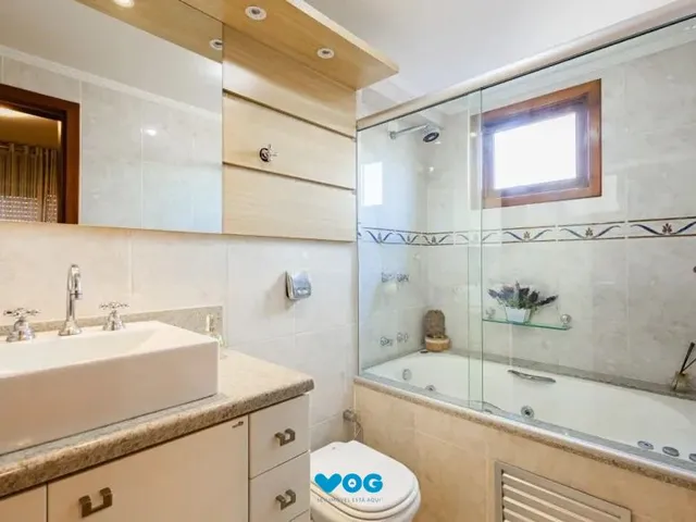 Imagem 2: Apartamento 3 dormitórios reformado com churrasqueira no Jardim Lindóia