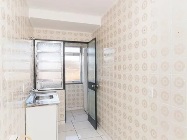 Imagem 15: Apartamento de 2 dormitorios à venda no Bairro Vila Jardim - Porto Alegre