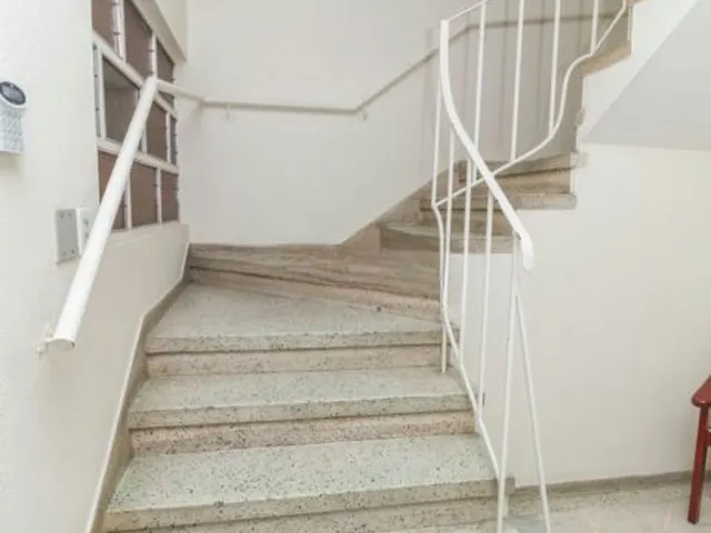 Imagem 9: Apartamento de 2 dormitorios à venda no Bairro Vila Jardim - Porto Alegre