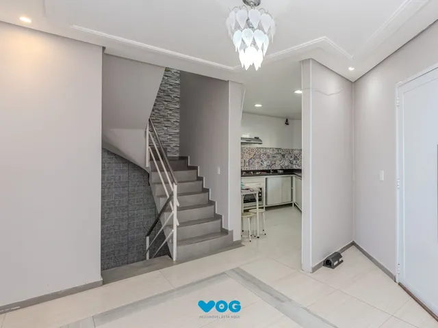 Imagem 4: Casa sobrado no Morro Santana de 2 dormitórios e 2 vagas
