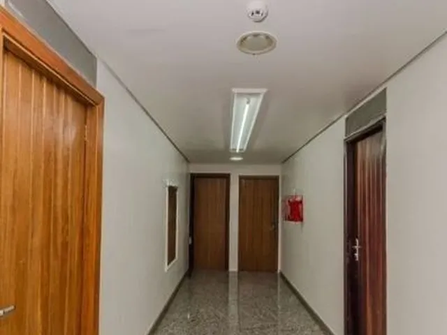 Imagem 13: Sala comercial no Centro DESOCUPADA