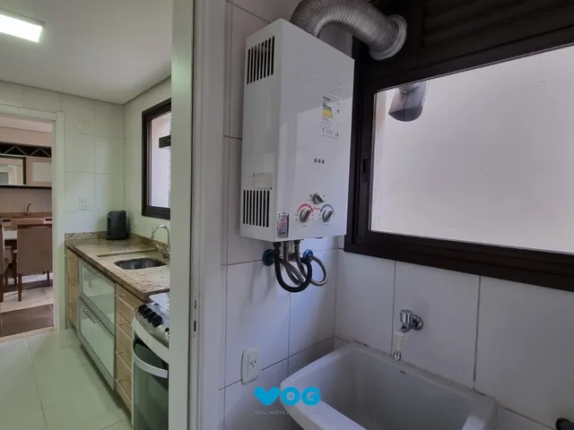 Imagem 9: Apartamento dois dormitórios mobiliado, suíte, 86,41mq privativos, uma vaga escr