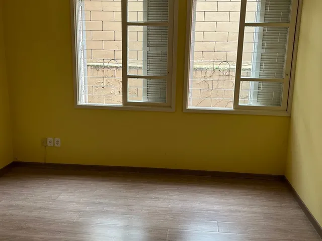 Imagem 7: Apto 02 dorm, 60 m2, térreo, no Bairro São João, próximo a Assis Brasil
