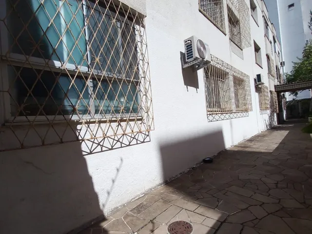 Imagem 8: EXCELENTE APARTAMENTO TÉRREO DE 2 DORMITÓRIOS, SEMIMOBILIADO, À VENDA NO BAIRRO