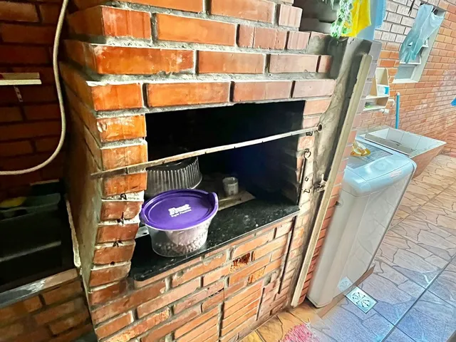 Imagem 8: Apto térreo de 03 dorm, sala, banho, cozinha, reformado, com vaga de garagem