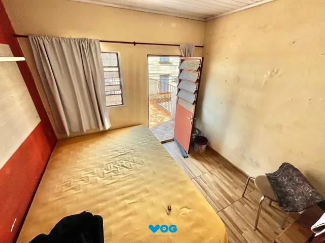 Imagem 11: Apto térreo de 03 dorm, sala, banho, cozinha, reformado, com vaga de garagem