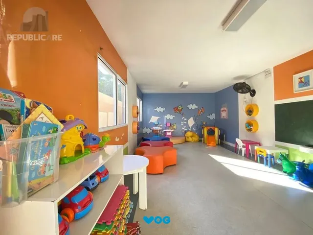 Imagem 2: Apartamento-03 dormitorios-tristeza