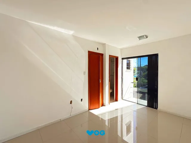 Imagem 15: Casa 3 dormitórios à venda Guarujá Porto Alegre/RS