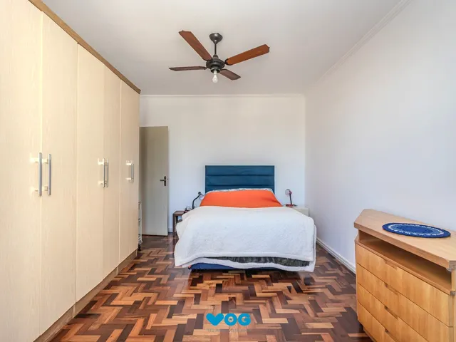 Imagem 4: Apartamento no bairro Petrópolis de 3 dormitórios REFORMADO