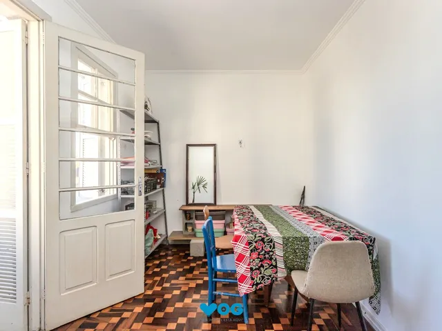 Imagem 6: Apartamento no bairro Petrópolis de 3 dormitórios REFORMADO