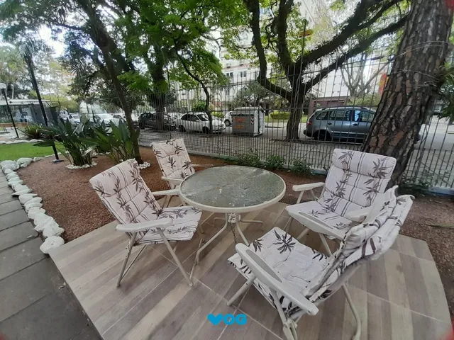 Imagem 2: Apartamento de 1 dormitório á venda em Menino Deus, Porto Alegre