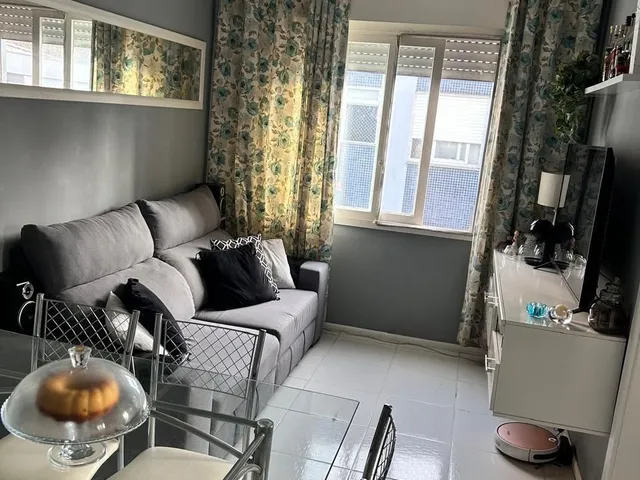Imagem 10: Vendo apartamento semi mobiliado, 1 dorm. , sala, quarto, banheiro, lavanderia