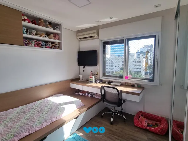 Imagem 14: Apartamento 3 dormitórios com dependência, 127m privativos, duas vagas individua
