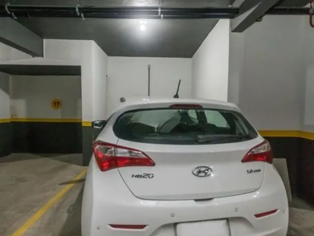 Imagem 4: Apartamento 2 dormitórios à venda Passo da Areia Porto Alegre/RS