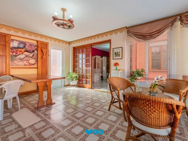 Imagem: Casa com 3 dormitórios,1 suíte, 4 banheiros