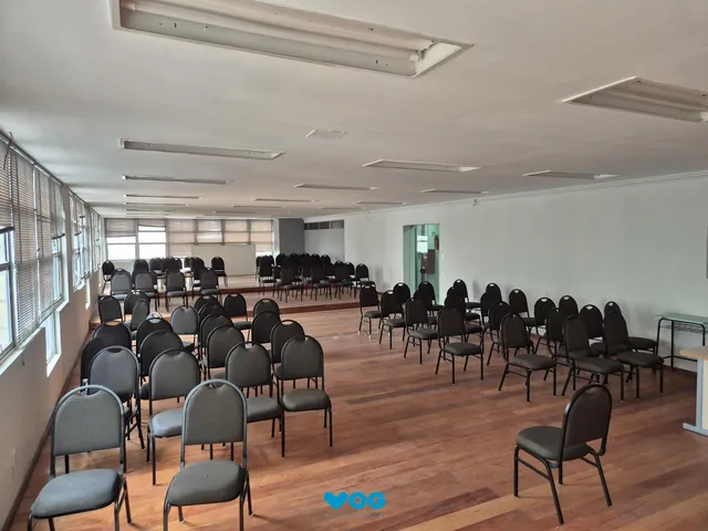 Imagem 11: Prédio desocupado de 16 andares