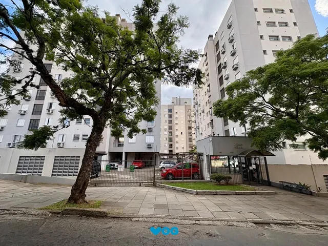 Imagem 15: Apartamento 2 dormitórios com sacada e churrasqueira e vaga de garagem coberta