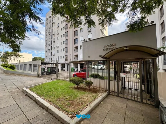 Imagem 2: Apartamento 2 dormitórios com sacada e churrasqueira e vaga de garagem coberta