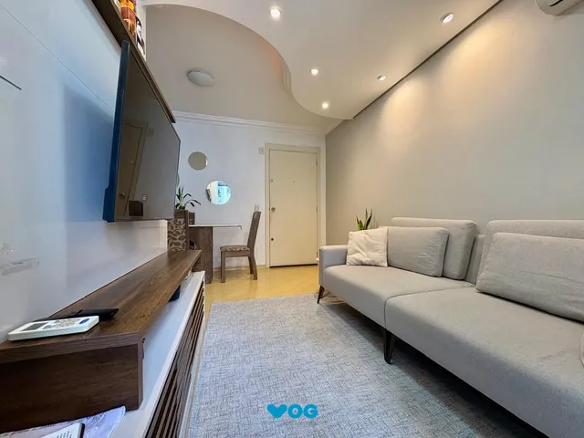 Imagem 6: Apartamento 2 dormitórios com sacada e churrasqueira e vaga de garagem coberta