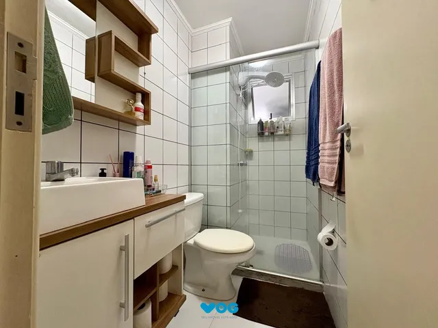 Imagem 13: Apartamento 2 dormitórios com sacada e churrasqueira e vaga de garagem coberta