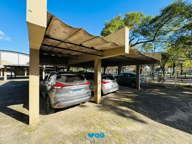 Imagem 3: Apartamento Semimobiliado com 94,67 m² Privativos, 3 Dormitórios