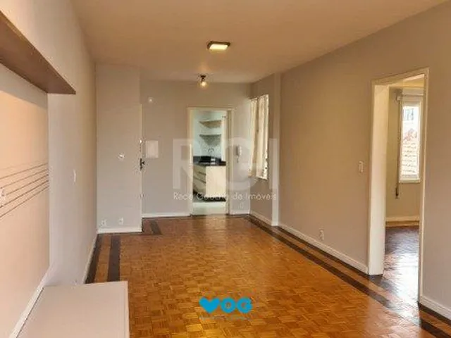 Imagem 11: Apartamento 02 dormitórios com dependência e duas vagas no bairro São João