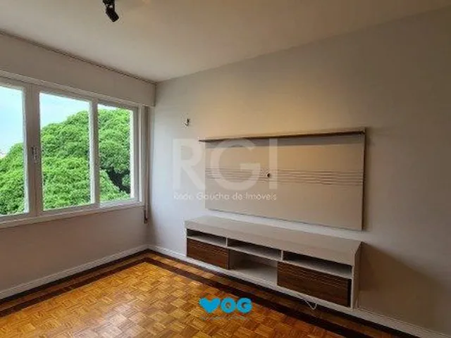 Imagem 14: Apartamento 02 dormitórios com dependência e duas vagas no bairro São João