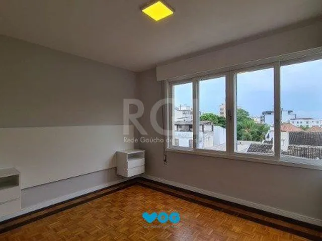 Imagem 5: Apartamento 02 dormitórios com dependência e duas vagas no bairro São João