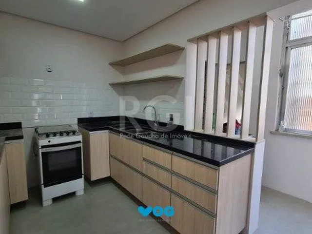 Imagem 10: Apartamento 02 dormitórios com dependência e duas vagas no bairro São João