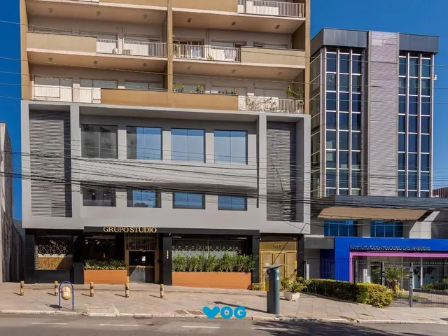 Imagem 2: Apartamento 2 dormitórios com dependência 70m2 Moinhos de Vento Av. Cristóvão